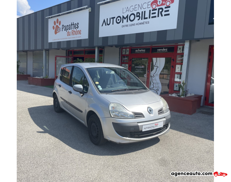 Achat voiture occasion, Auto occasion pas cher | Agence Auto Renault Grand Modus 1.5 dCi eco2 68 cv Gris Année 2010 Manuelle Diesel
